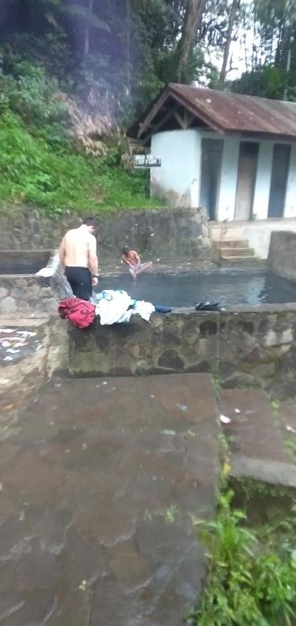 Hidayah Homestay クリムトゥ エクステリア 写真